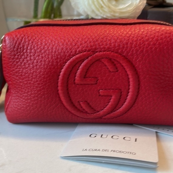 ❤️ NWT Gucci Authentic Cosmetic Bag Red Leather with Gucci Logo - Picture 5 of 10